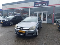 Opel Astra - 1.4 Essentia