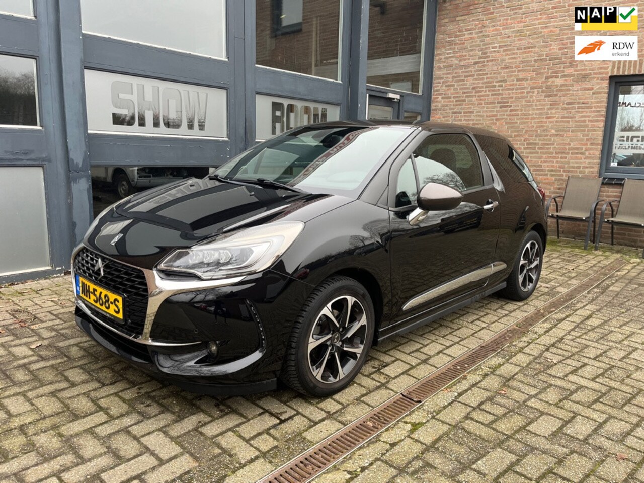 DS 3 - 1.2 PureTech So Chic Automaat - AutoWereld.nl