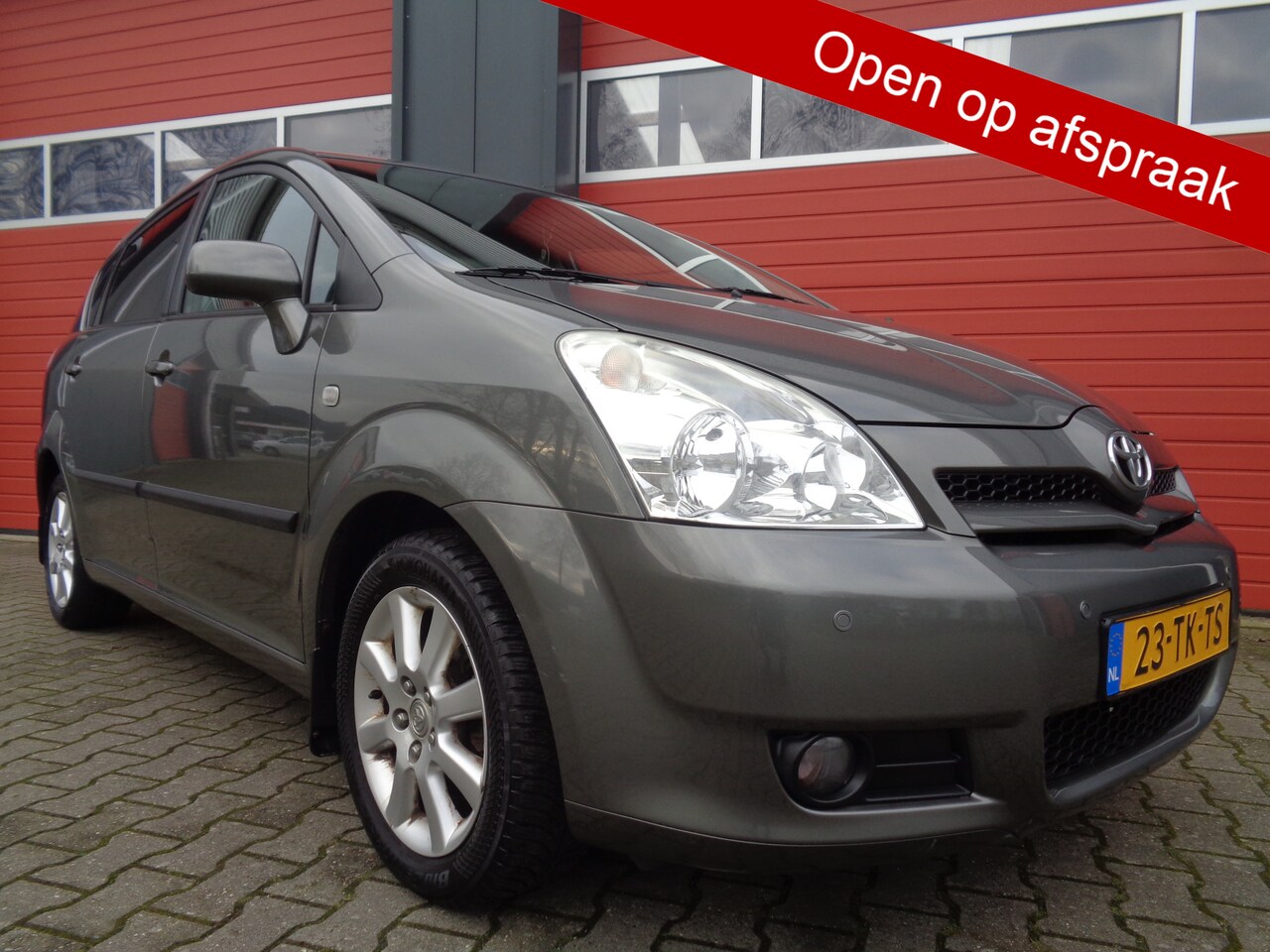 Toyota Verso - 1.8 VVT-i Dynamic 130PK Clima Cruise LMV Trekhaak 160Dkm NAP NL-Auto - AutoWereld.nl