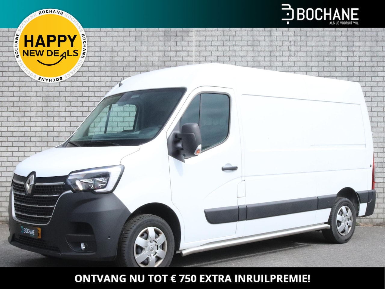 Renault Master - 2.3 dCi 135 T35 L2H2 Work Edition | Trekhaak | A. Camera | Navi | Airco | Cruise | Lat om - AutoWereld.nl