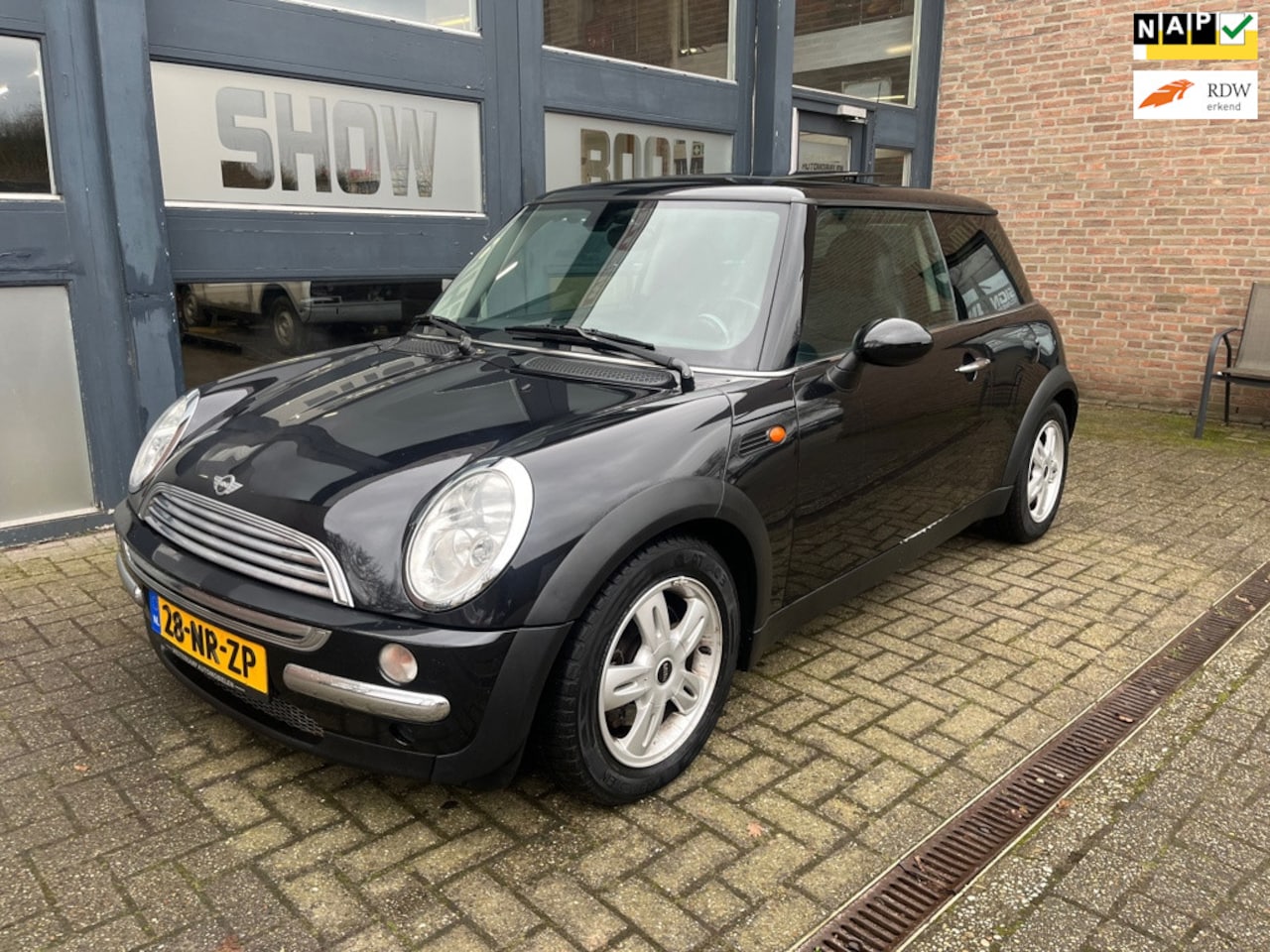 MINI Cooper - Mini 1.6 Chili Topstaat! - AutoWereld.nl