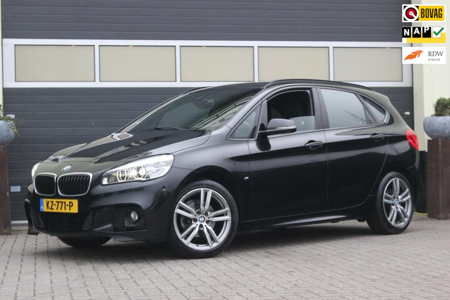 BMW 2-serie Active Tourer - 218i Centennial High Executive | Head-Up | - AutoWereld.nl