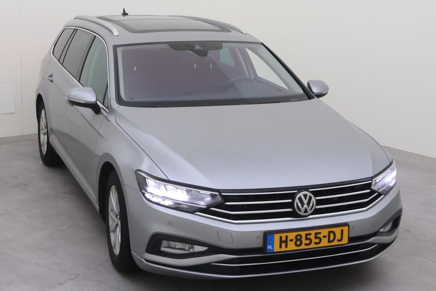 Volkswagen Passat Variant - 1.5 TSI Comfort Business DSG-PANORAMA-XENON - AutoWereld.nl