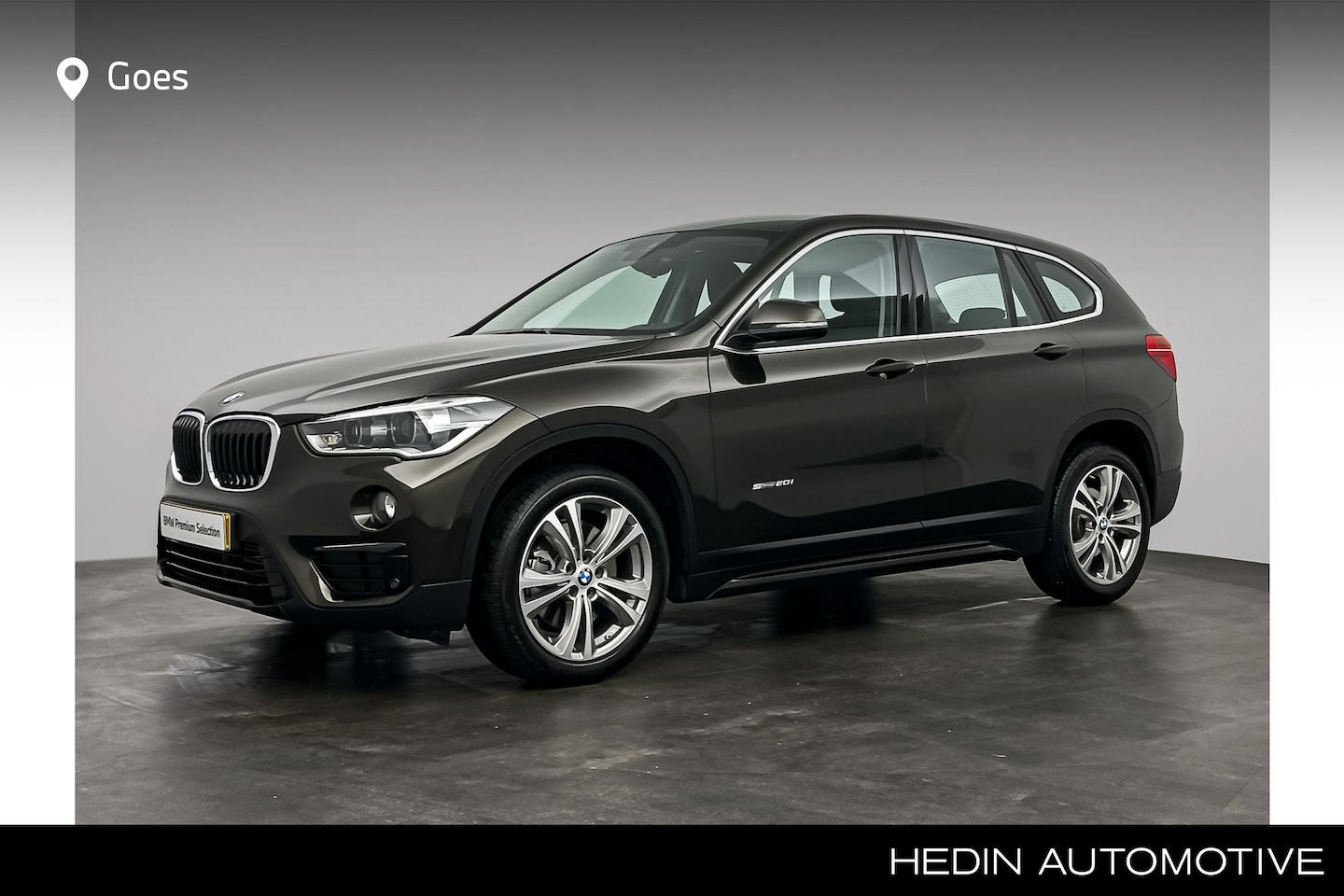 BMW X1 - sDrive20i Centennial Executive | Trekhaak met afneembare kogel | Buitenspiegels elektrisch - AutoWereld.nl