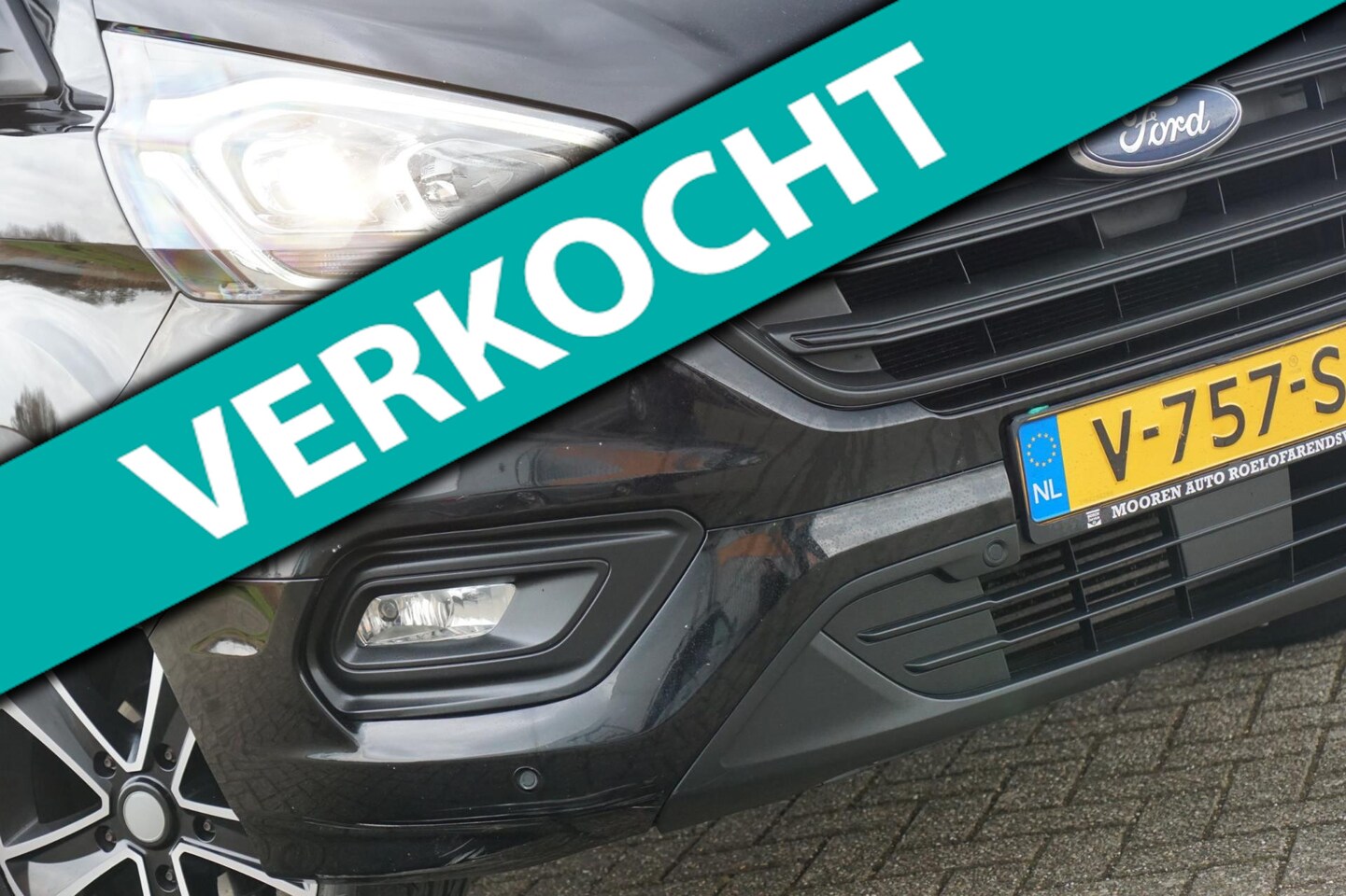 Ford Transit Custom - 300 2.0 TDCI L2H1 SP | Agate Black Metallic | Apple Carplay/NAV/Cruise/Trekhaak - Keurige - AutoWereld.nl