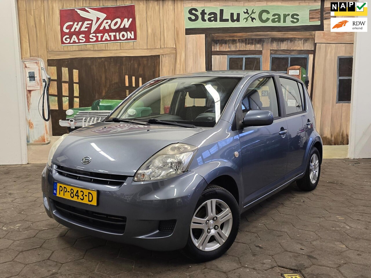 Daihatsu Sirion 2 - 1.3-16V Comfort/AIRCO/5-DEURS/NETTE AUTO/ - AutoWereld.nl