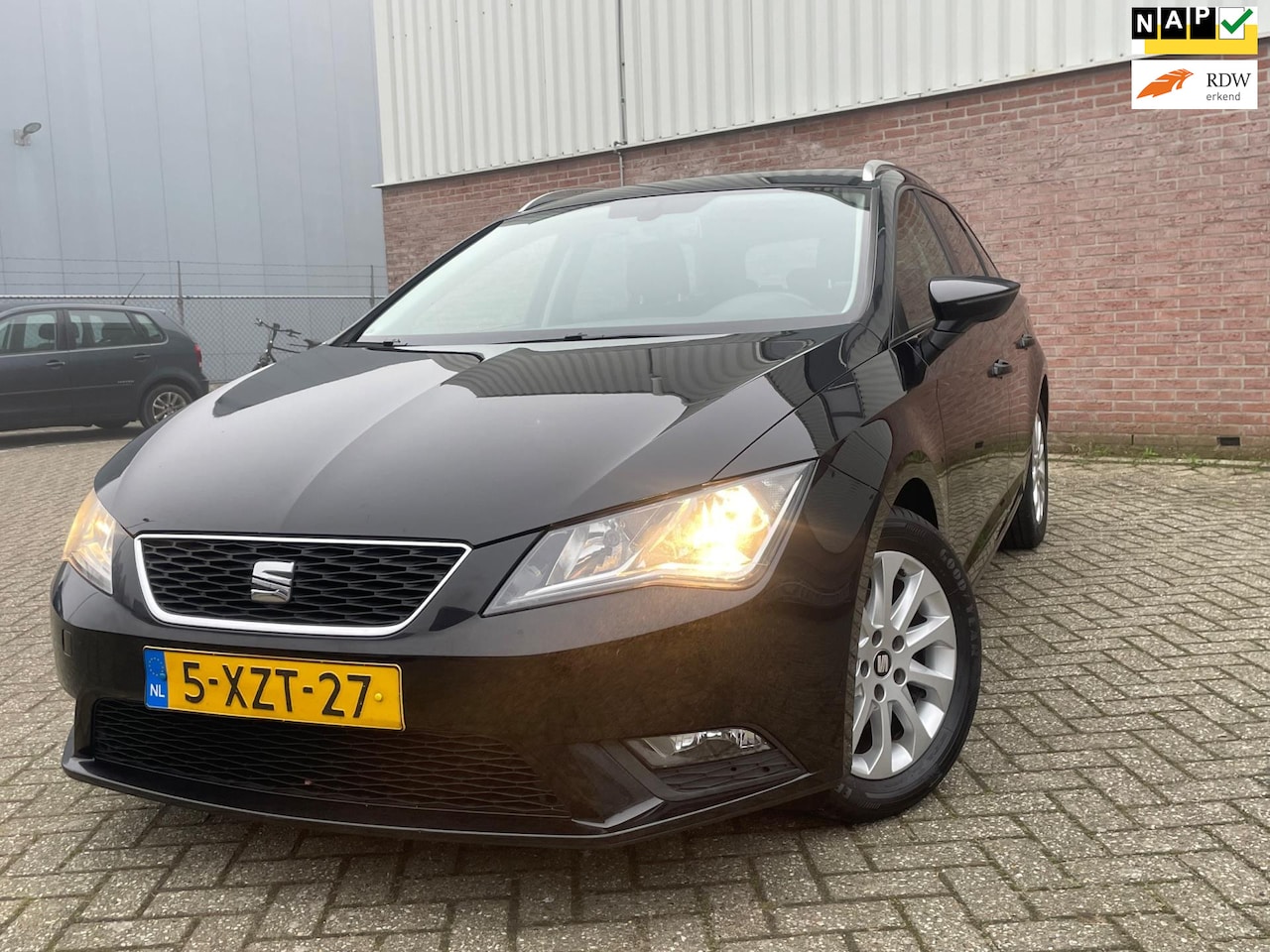 Seat Leon ST - 1.6 TDI Sport Navi Airco Cruisecontrol - AutoWereld.nl