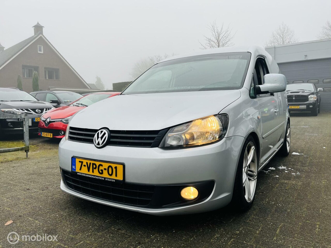 Volkswagen Caddy - Bestel 1.6 TDI 135 PK Leder / Verlaagd / 18" LM / Airco - AutoWereld.nl