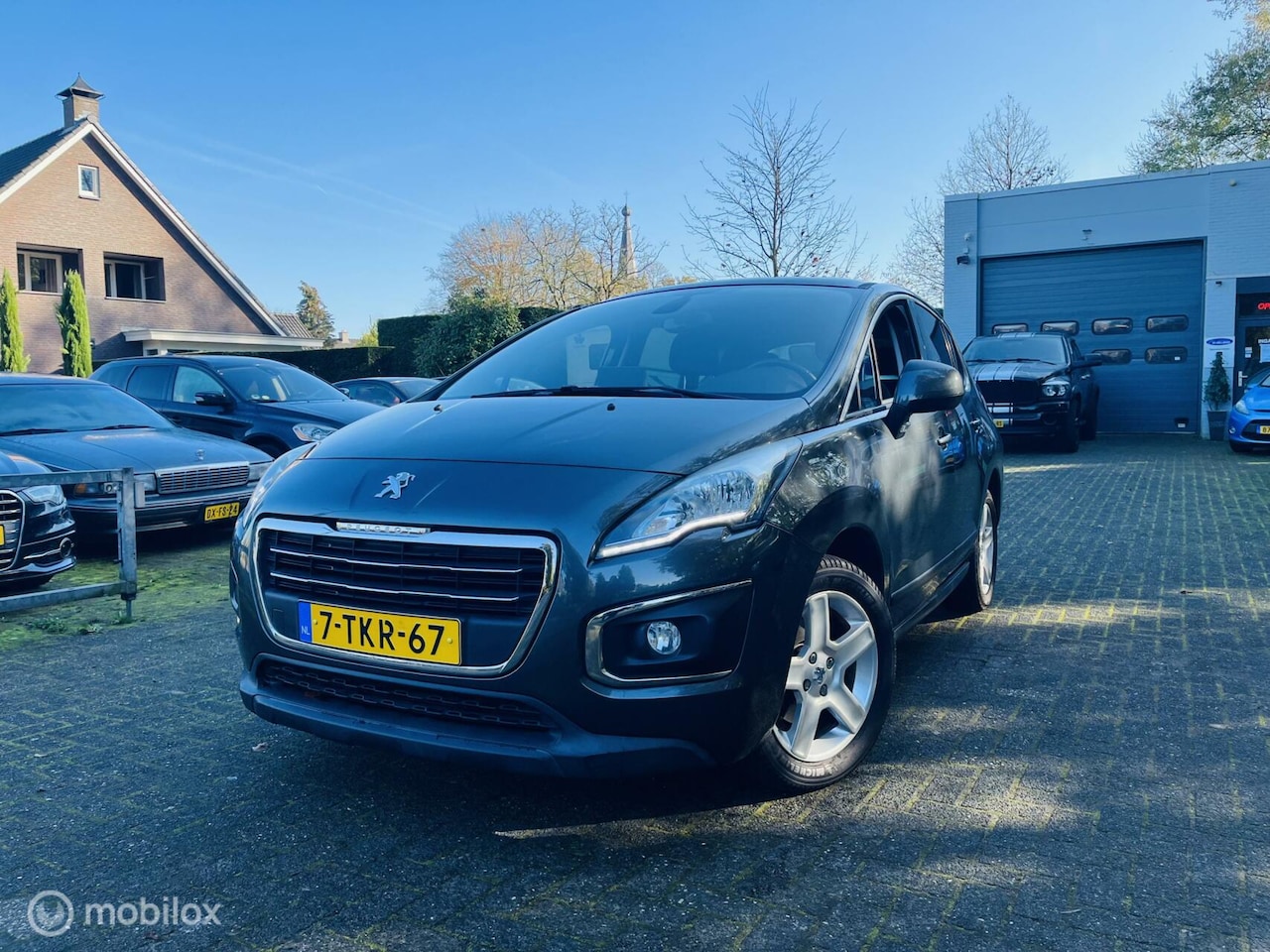 Peugeot 3008 - 1.6 THP Allure LM / Navigatie / Pano dak / APK 10-2025 - AutoWereld.nl