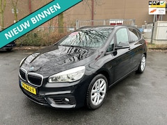 BMW 2-serie Active Tourer - 225xe iPerformance Executive RIJDT EN SCHAKELT GOED