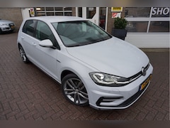 Volkswagen Golf - 1.5 TSI Highline R-Line Automaat