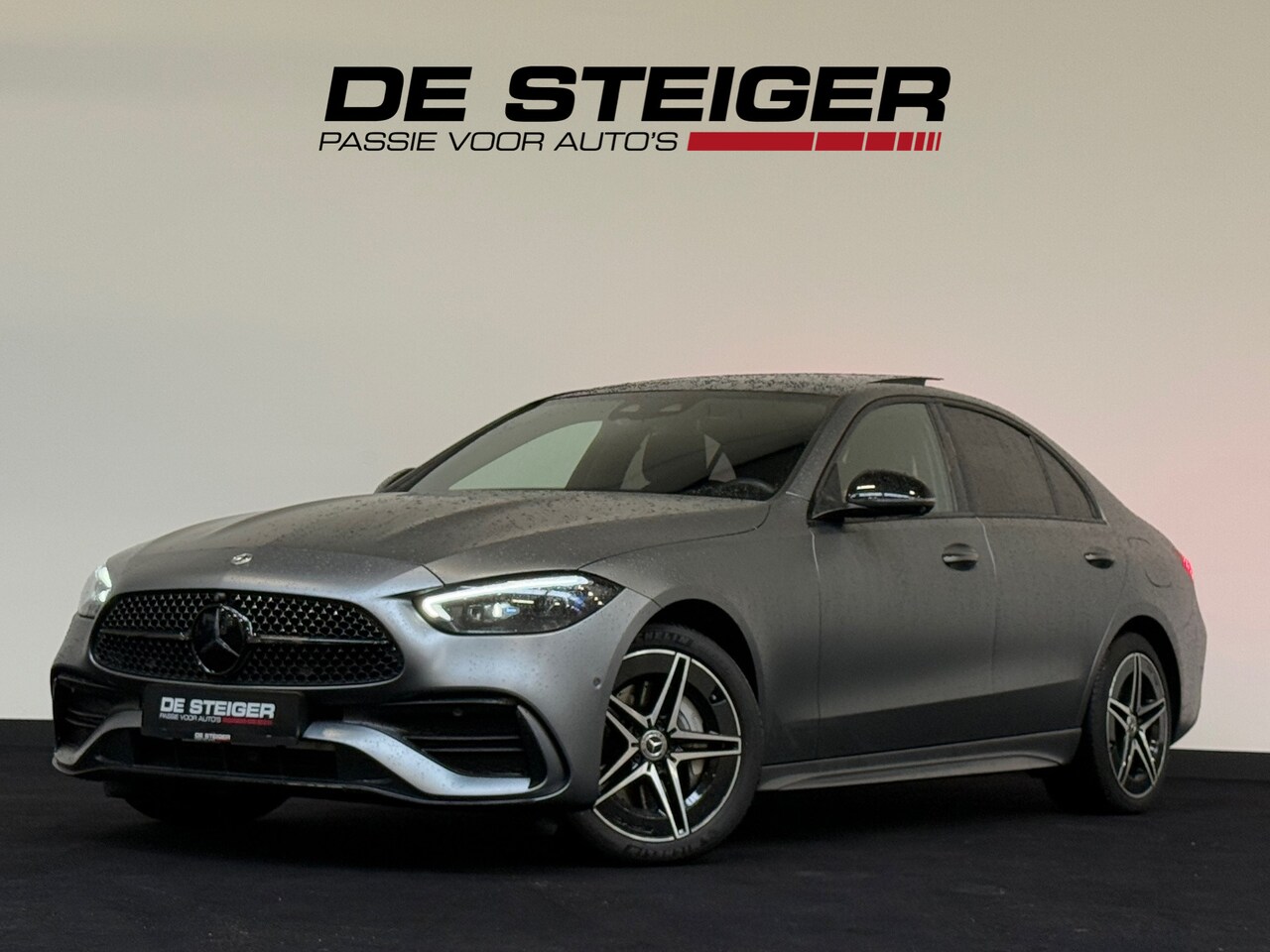 Mercedes-Benz C-klasse - 300 e AMG Pano Digital Sfeer 360 Memory Massage - AutoWereld.nl