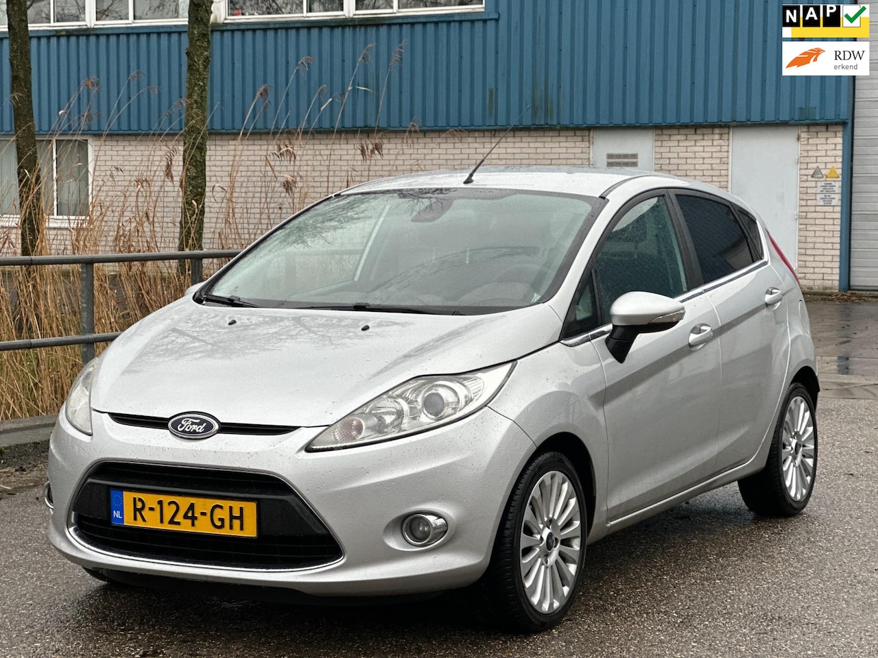 Ford Fiesta - 1.4 Trend Clima 5 deurs! LM velgen! APK! - AutoWereld.nl