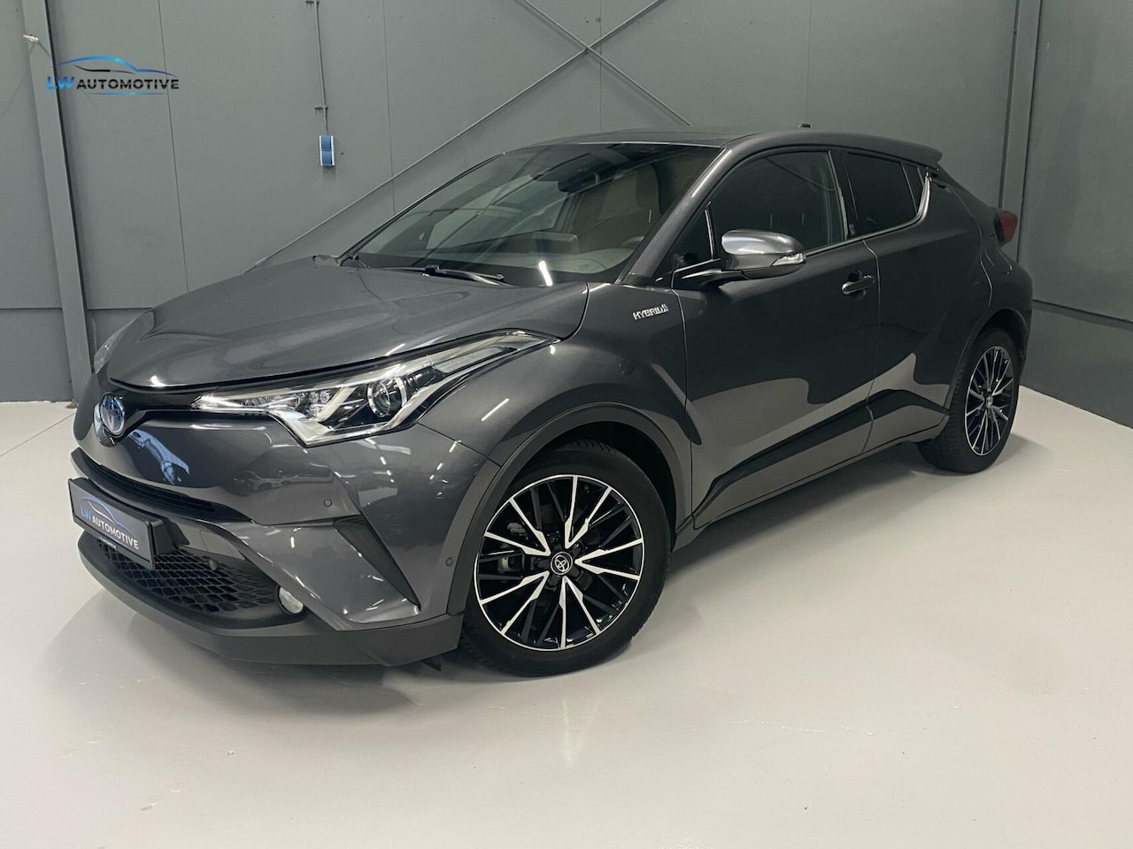 Toyota C-HR - 1.8 Hybrid Style | Dodehoek | Stoel+stuurverw. | UNIEKE KM'S! - AutoWereld.nl