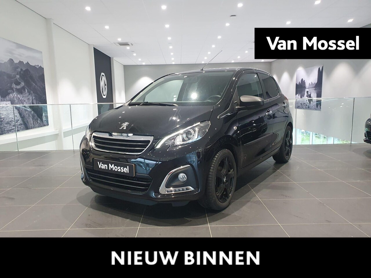 Peugeot 108 - 1.0 e-VTi Allure | UNIEKE AUTO!| Leder | Stoelverwarming | Black Gloss velgen | Camera  | - AutoWereld.nl