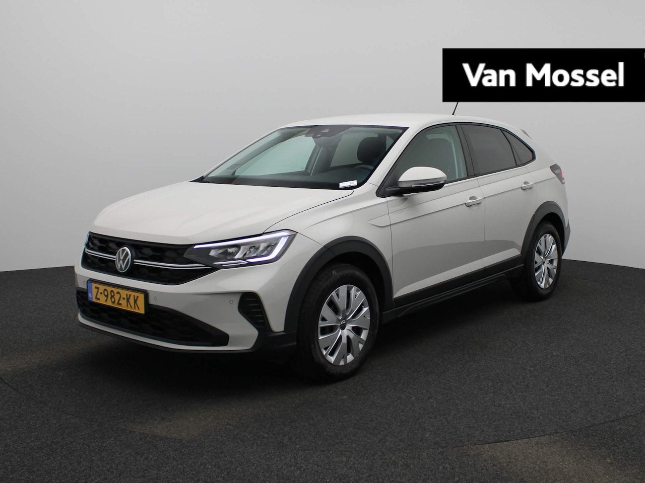 Volkswagen Taigo - 1.0 TSI | Parkeersensoren Voor/achter | Cruise Control | Airco | Apple Carplay| - AutoWereld.nl