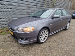 Mitsubishi Lancer Sports Sedan - 1.8 Instyle