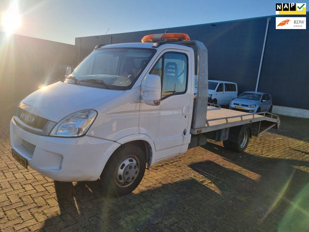 Iveco Daily - 35C15 D 375 Oprijwagen /Autotransporter - AutoWereld.nl