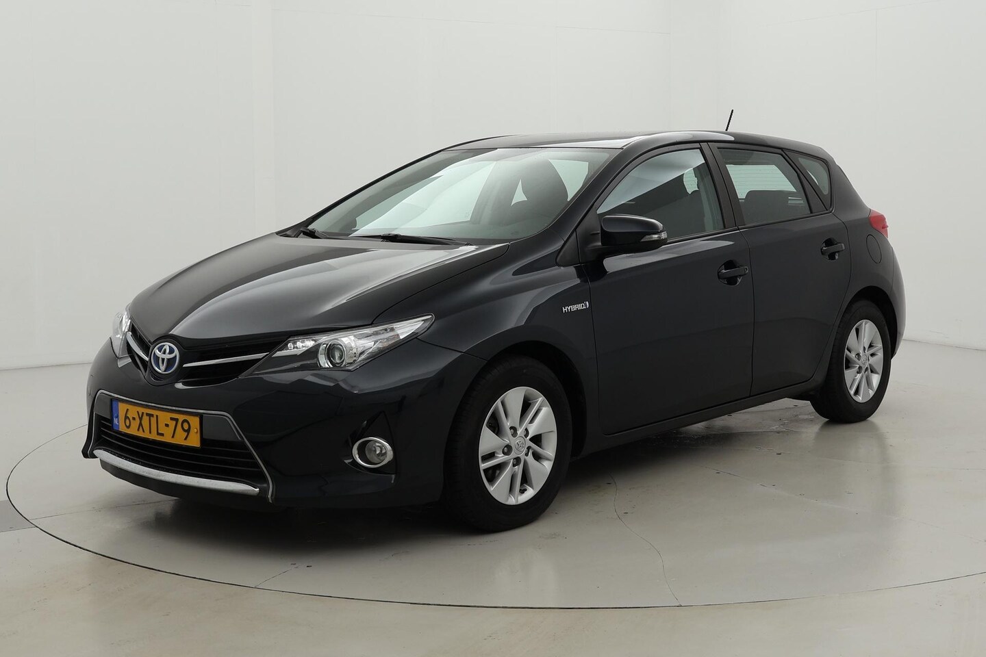 Toyota Auris - 1.8 Hybrid Aspiration | Trekhaak | Navigatie - AutoWereld.nl