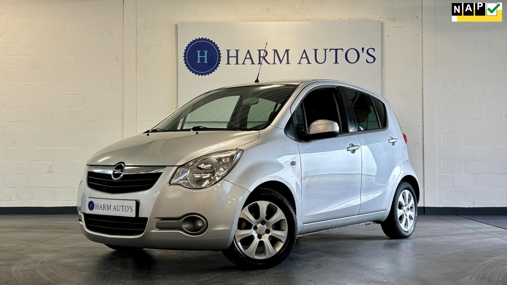 Opel Agila - 1.2 Enjoy Automaat/Airco - AutoWereld.nl