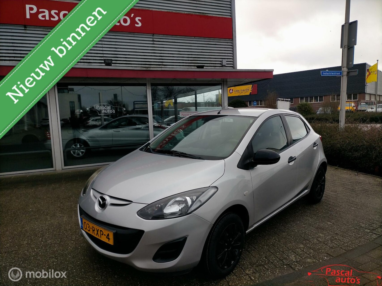 Mazda 2 - 1.3 TS NAP Airco nw APK trekhaak nette auto - AutoWereld.nl