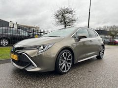 Toyota Corolla - 1.8 Hybrid 122pk CVT Executive Navigatie Multi Media NIEUWSTAAT