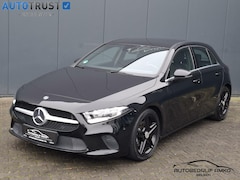 Mercedes-Benz A-klasse - 160 Premium / CAMERA / GROOT DISPLAY / LEDER