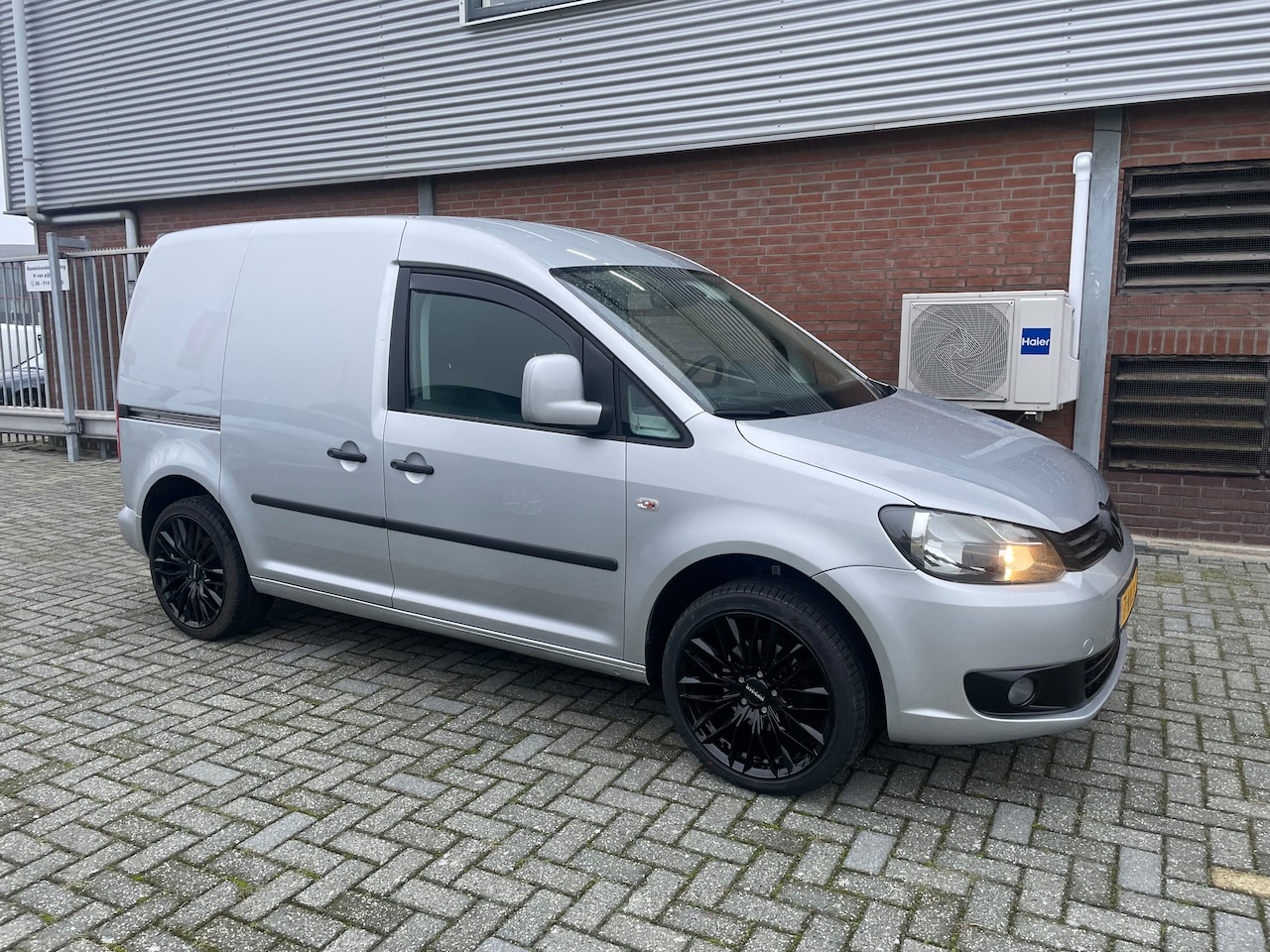 Volkswagen Caddy - 1.6 TDI Nav cruise, trekhaak - AutoWereld.nl