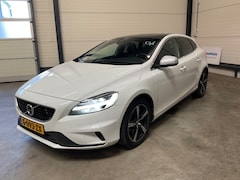 Volvo V40 - T3 Polar+ Sport | R-Design | Panoramadak | Harman Kardon | Trekhaak | Keyless | LED |