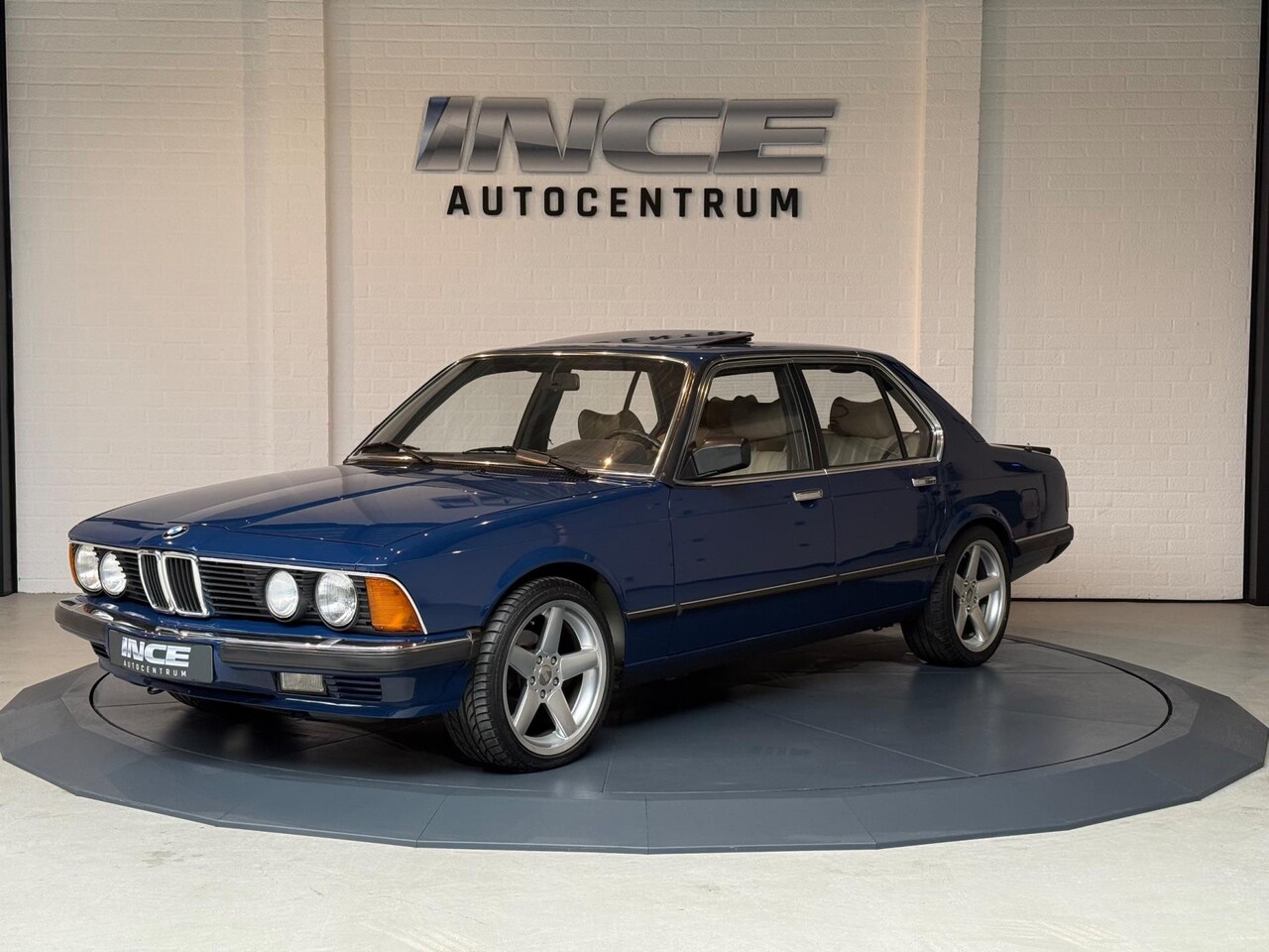 BMW 7-serie - E23 740i | Oldtimer | Manual | 67dkm. - AutoWereld.nl