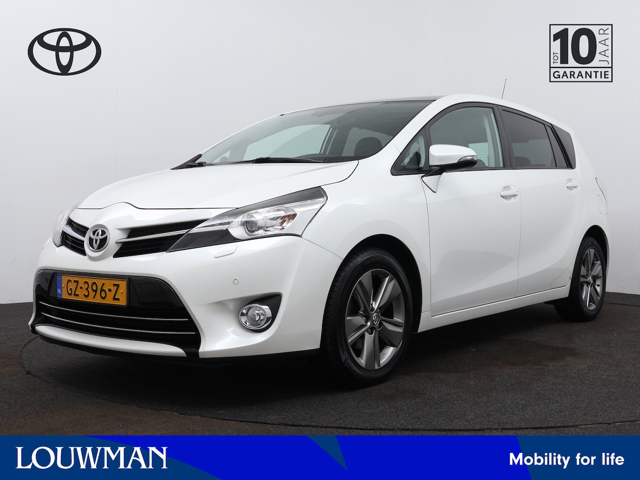 Toyota Verso - 1.8 VVT-i Dynamic Business | Panoramadak | Automaat | Navigatie | Trekhaak | Parkeersensor - AutoWereld.nl