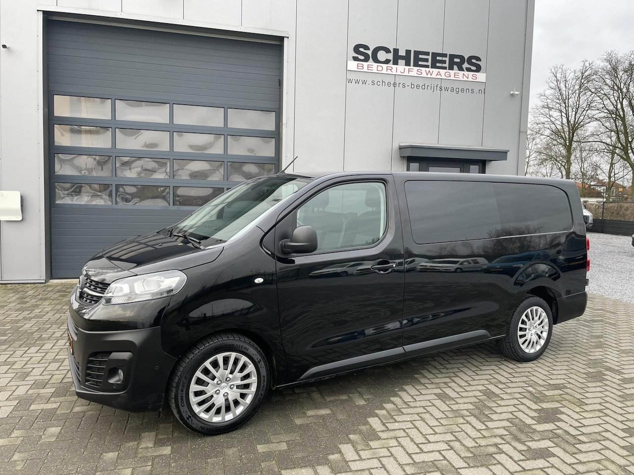 Opel Vivaro - 2.0 CDTI 120pk L3H1 DC Edition | Navi | Camera - AutoWereld.nl