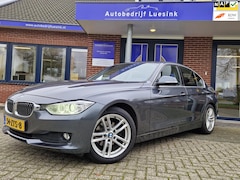 BMW 3-serie - 320i EfficientDynamics Edition Upgrade Edition Org Nederland Sportstoelen verwarmd PDC Cru