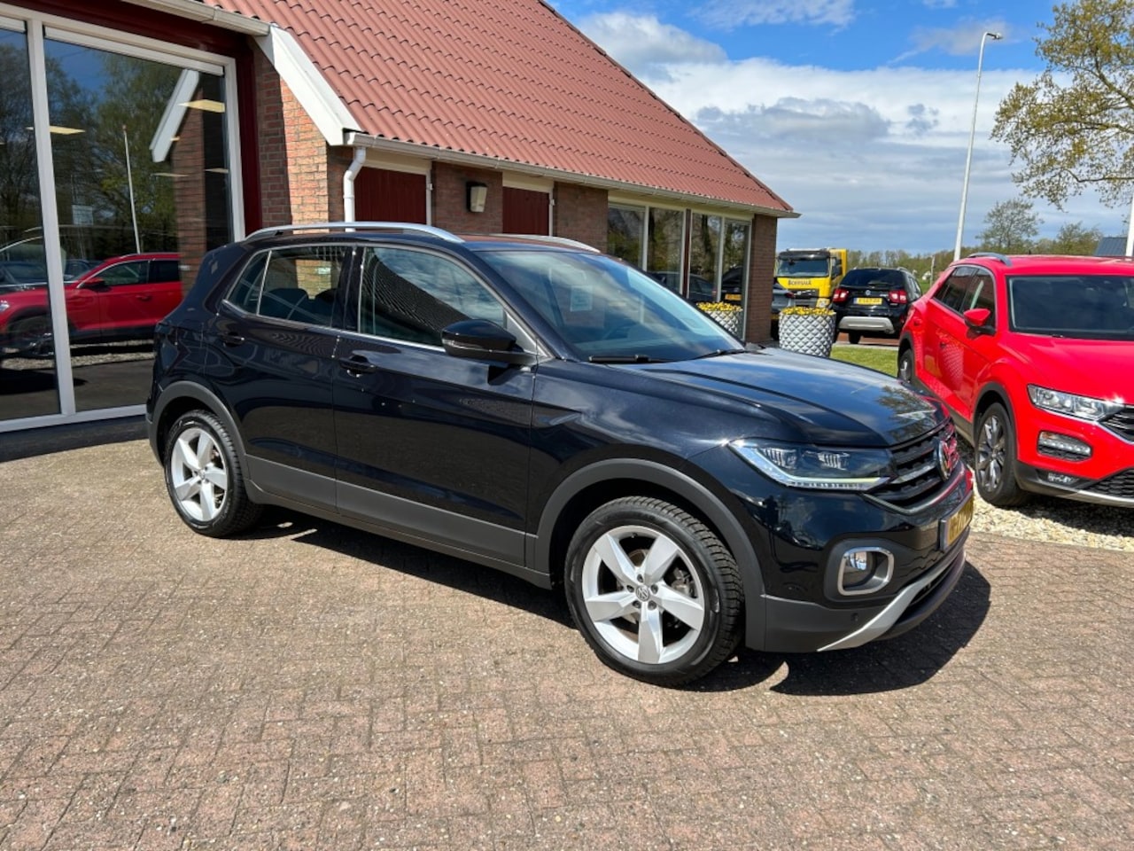 Volkswagen T-Cross - 1.0 TSI STYLE AIRCO/NAVIGATIE/PDC VOOR EN ACHTER/ENZ. - AutoWereld.nl