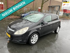 Opel Corsa - 1.2-16V Cosmo LEUKE AUTO RIJDT GOED