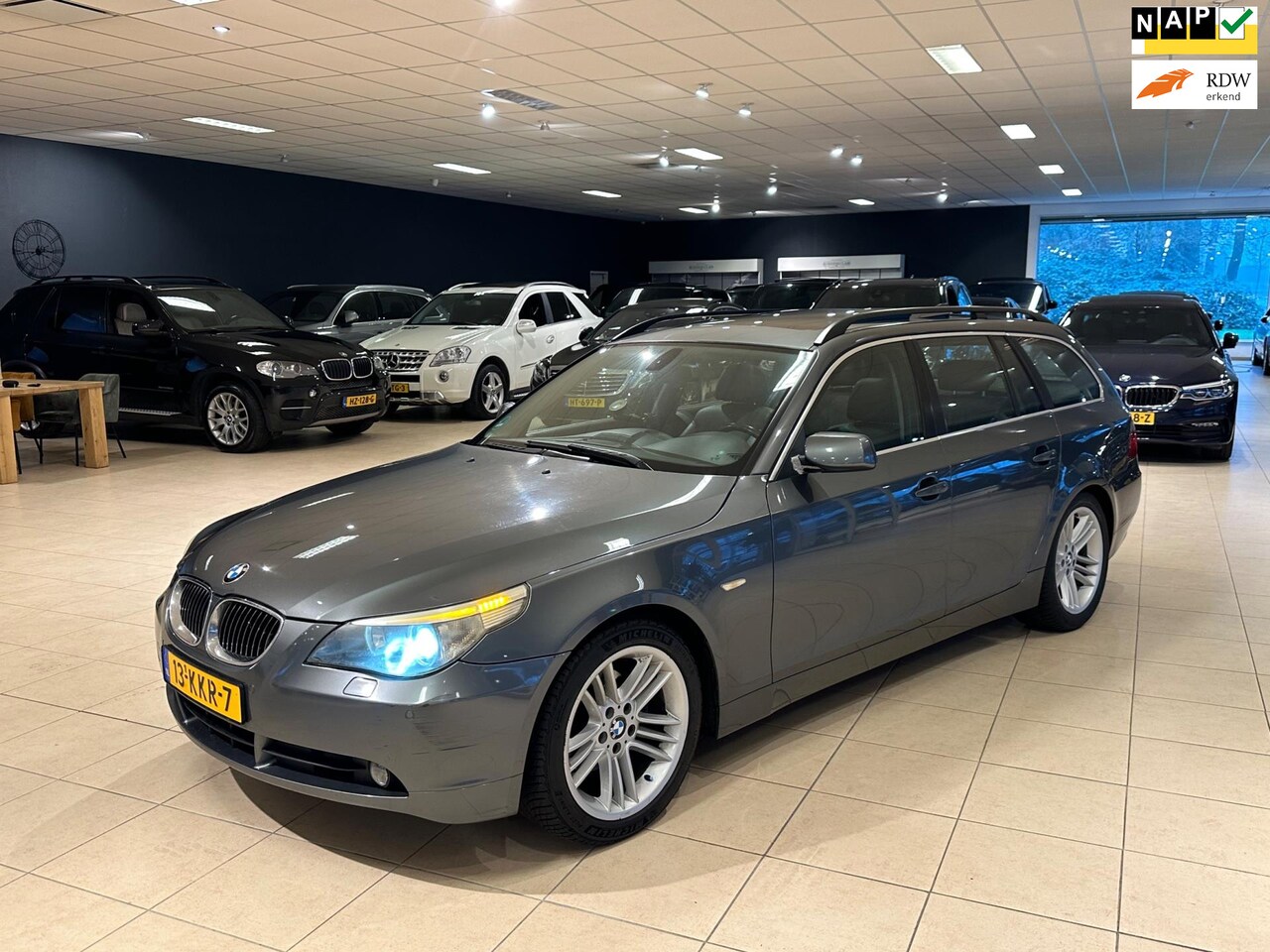 BMW 5-serie Touring - 525d Panorama Leder Memory Stoelvw Autm. - AutoWereld.nl