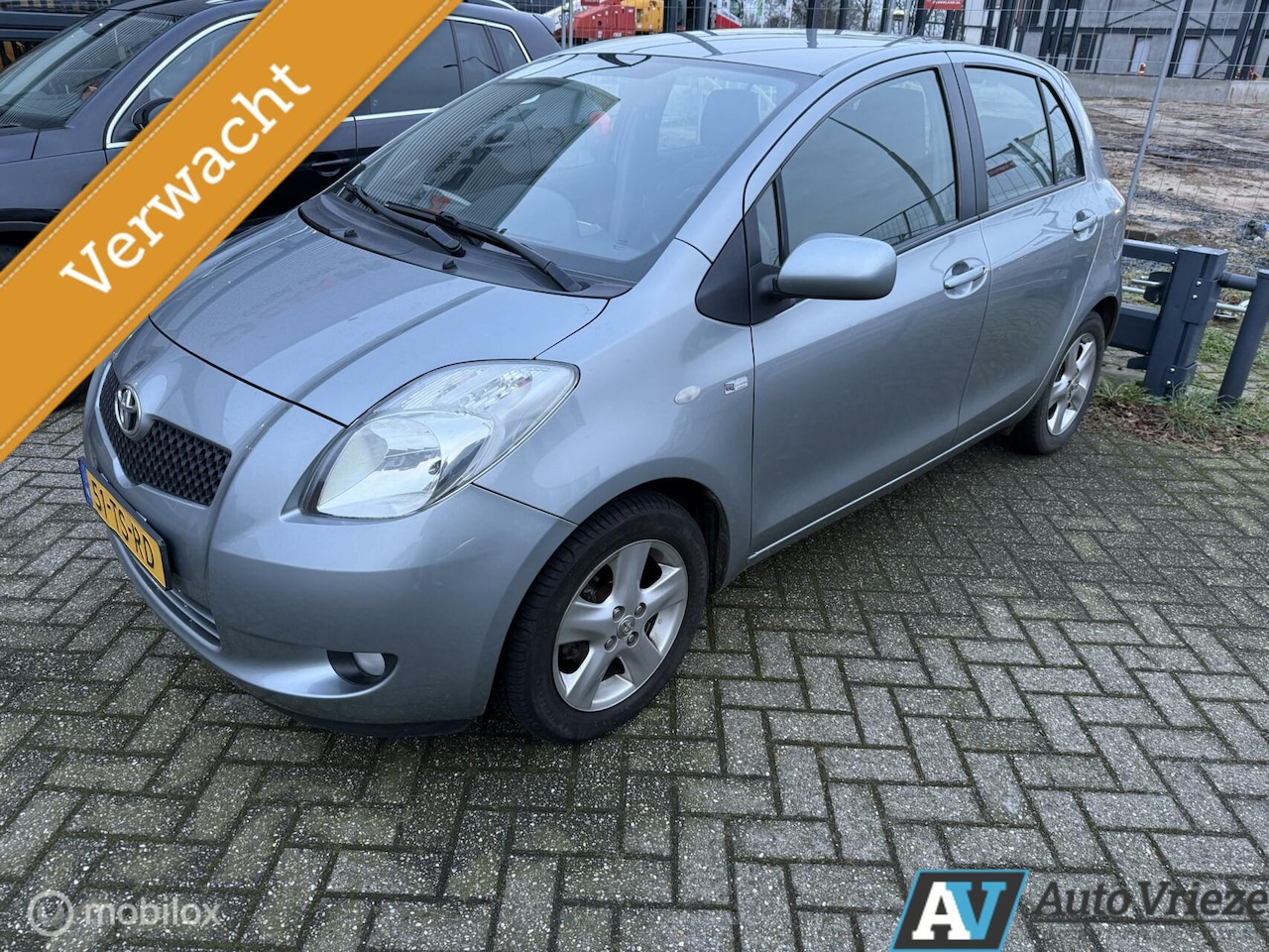 Toyota Yaris - 1.3 VVTi Luna MMT 1.3 VVTi Luna MMT, Automaat, Nw APk, Trekhaak - AutoWereld.nl