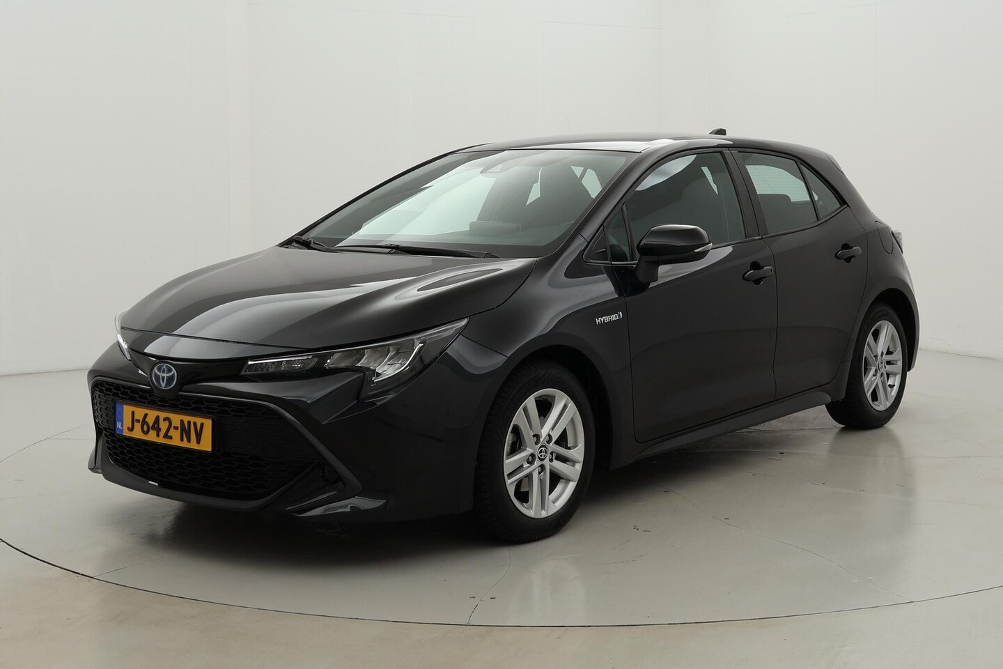 Toyota Corolla - 1.8 Hybrid Active | Navigatie - AutoWereld.nl