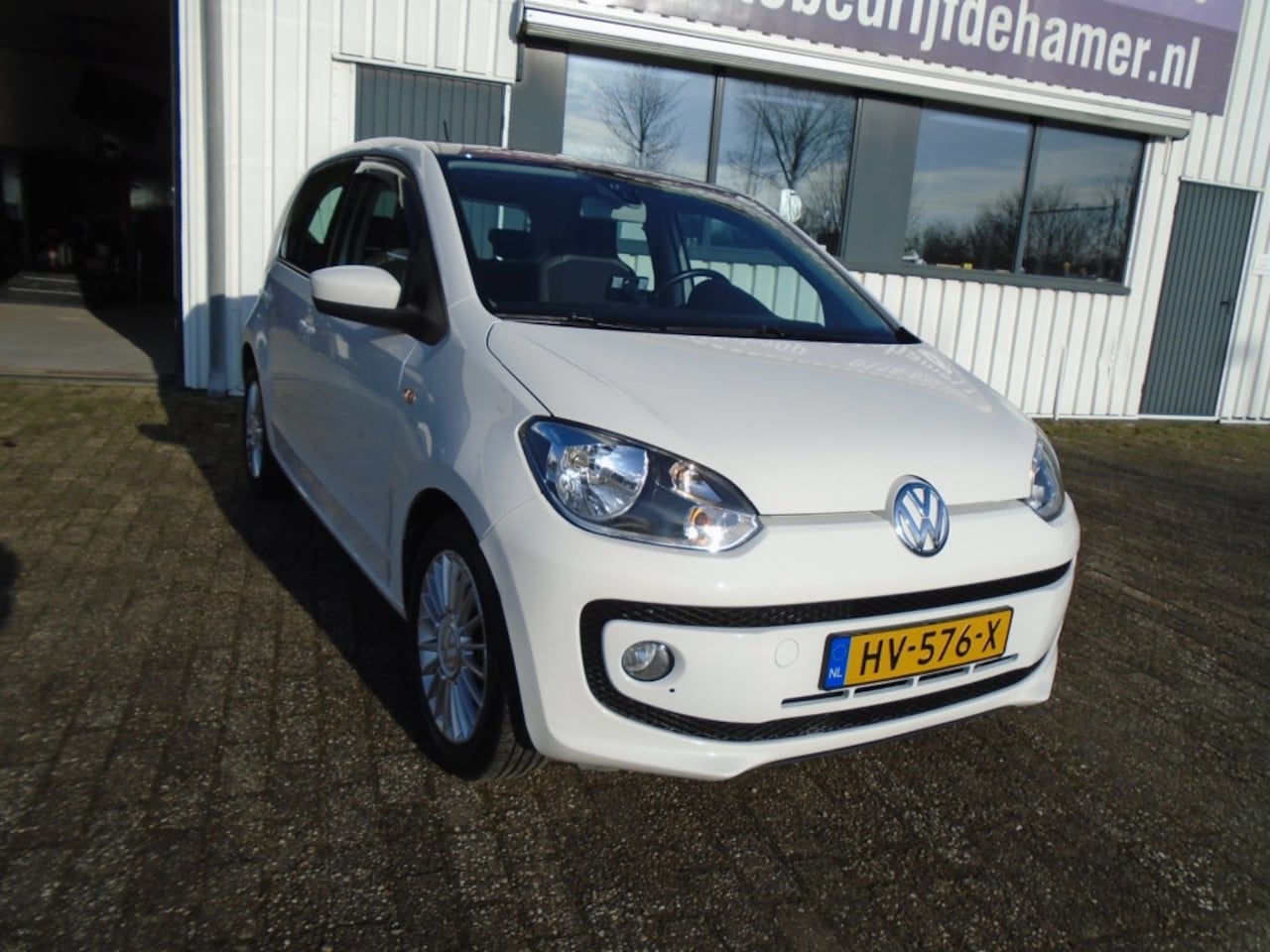 Volkswagen Up! - 1.0 BMT high up! 1.0 BMT HIGH UP! - AutoWereld.nl