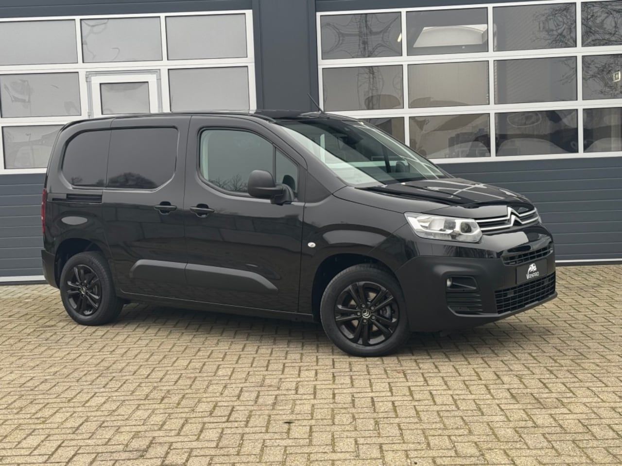 Citroën Berlingo - 1.5 Blue HDI 100PK / Airco / Navi / Camera / 1e eigenaar - AutoWereld.nl