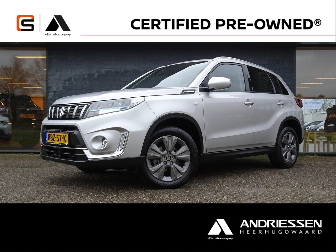 Suzuki Vitara - 1.5 Hybrid Select Aut. [Adaptive Cruise + Stoelverwarming] - AutoWereld.nl