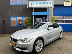 BMW 3-serie - 328i High Executive 245PK|Origineel NL|Prof Navi|AUT|360Camera|Kantel/Schuifdak|Leder|Led/