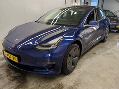 Tesla Model 3 - Long-Range AWD 351pk 75 kWh [ TREKHAAK+AUTOPILOT+620KM WLTP+PREMIUM AUDIO ]