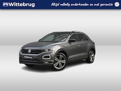 Volkswagen T-Roc - 1.5 TSI 150PK DSG R-Line / Panoramadak / Digitale Cockpit / R-Line Exterieur / Zwenkbare T