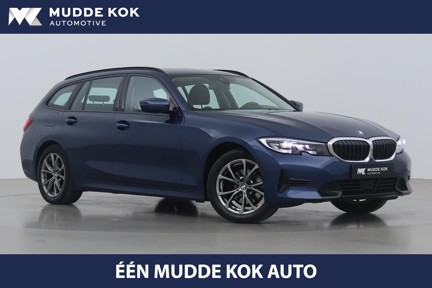 BMW 3-serie Touring - 320i Sport Line | ACC | Apple Carplay | Elektrische Achterklep | 17 Inch | Stoelverwarming - AutoWereld.nl