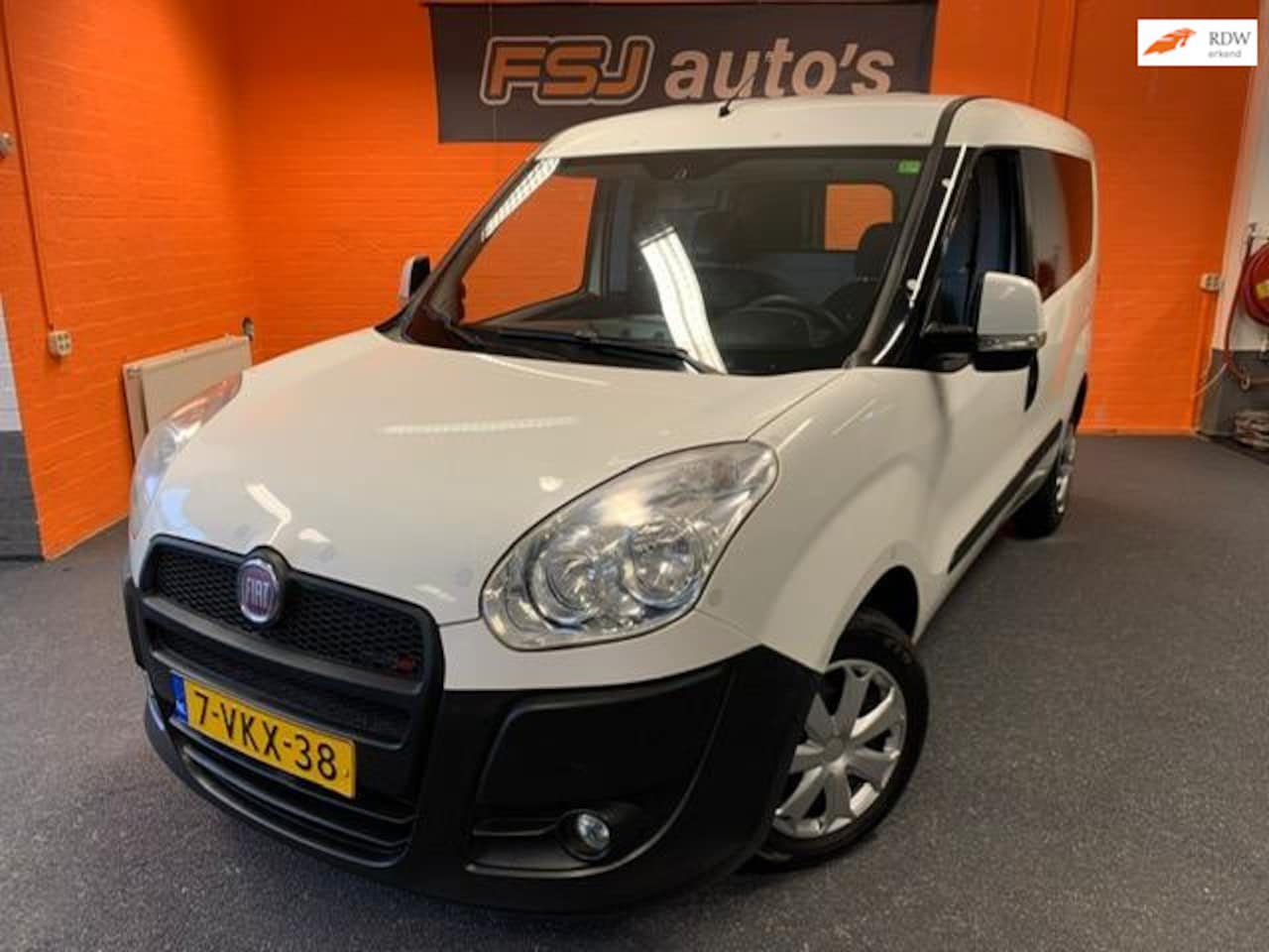 Fiat Doblò Cargo - 1.3 MultiJet SX / Airco / Trekhaak / Elek. ramen - AutoWereld.nl