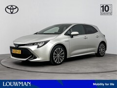 Toyota Corolla - 1.8 Hybrid Dynamic | Voorstoelen verwarmd | Draadloze telefoonlader | Navigatie |