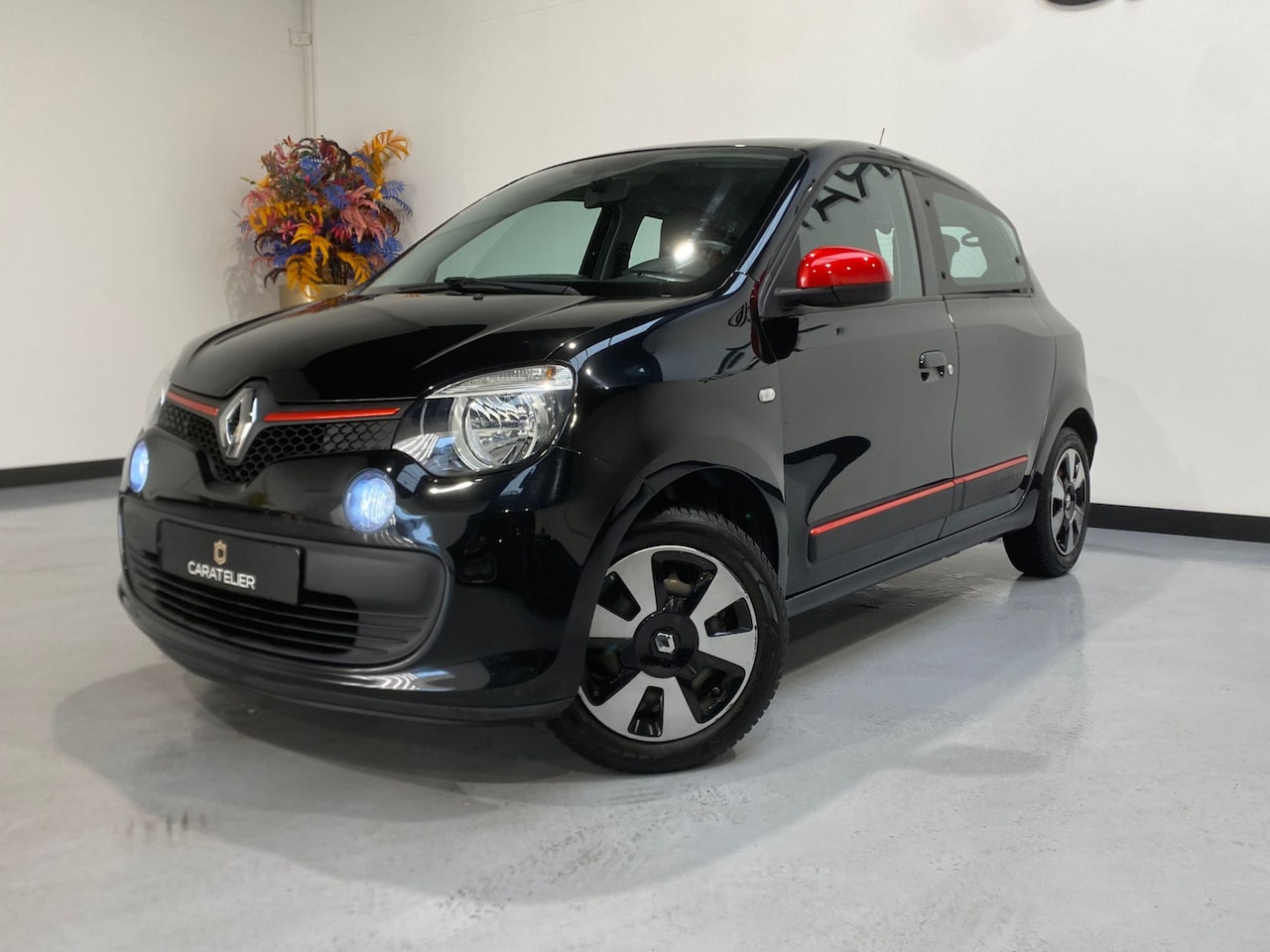 Renault Twingo - 1.0 SCe Expression / AIRCO / CRUISE - AutoWereld.nl