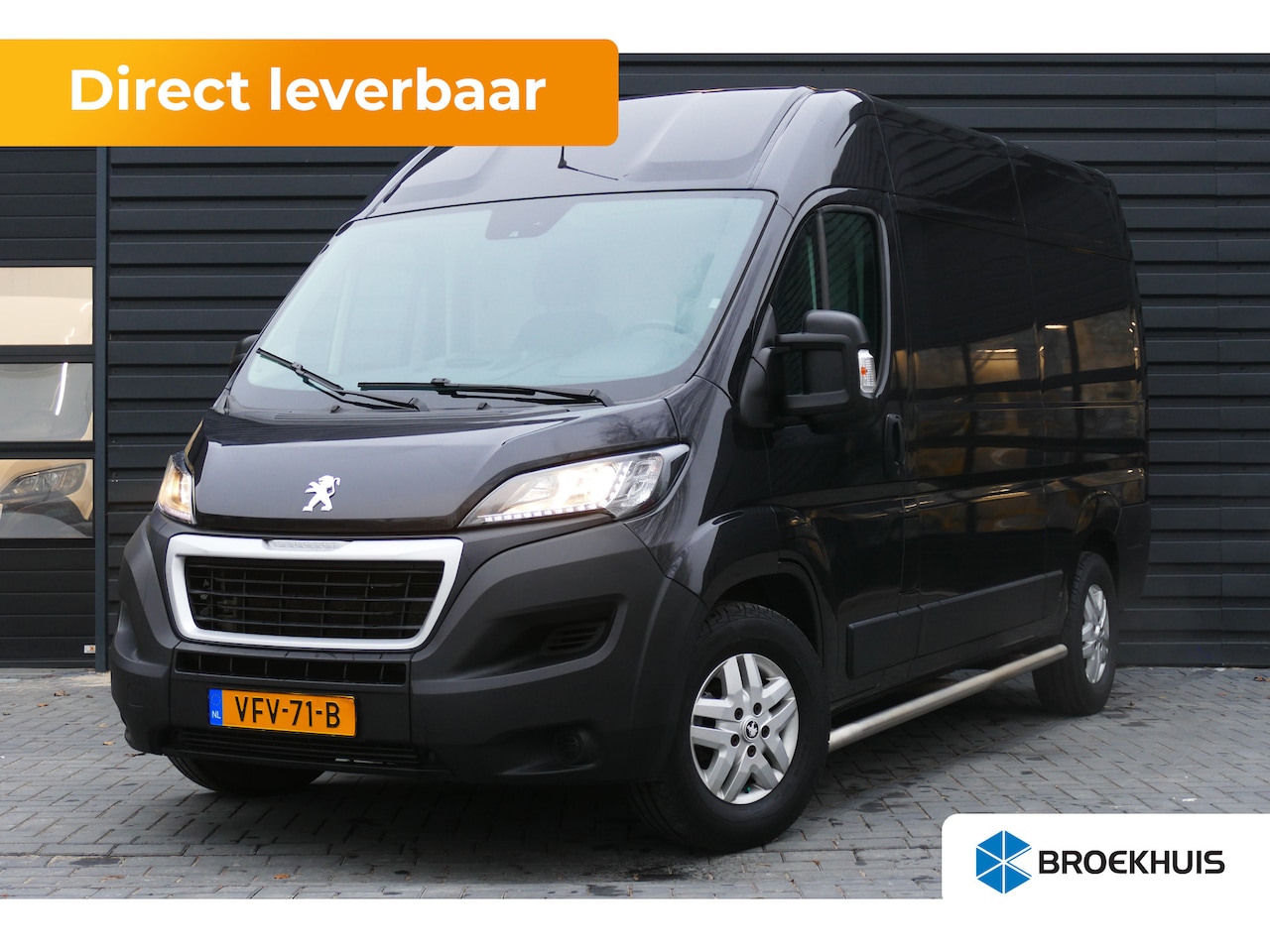 Peugeot Boxer - 435 2.2 BLUEHDI 165PK L2H2 PREMIUM / CLIMA / PDC / 2-ZITS / CAMERA / TREKHAAK / BETIMMERIN - AutoWereld.nl