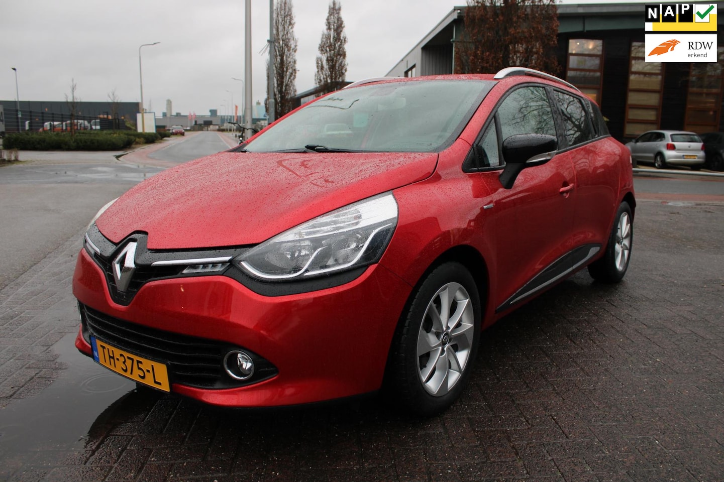 Renault Clio Estate - 0.9 TCe Dynamique Navigatie, parkeersensoren Cruise Controle - AutoWereld.nl